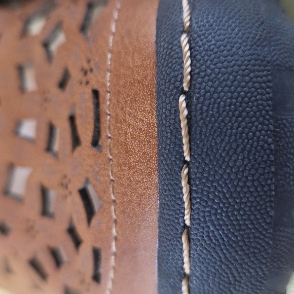 JBU By JAMBU Bellrose 8M Comfort Mary Jane Shoes in Tan with Cutout Detail - Picture 16 of 16